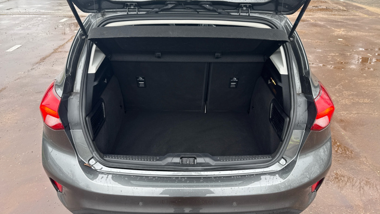 Ford Focus 1.0 EcoBoost Hybrid mHEV 125 Titanium X Ed 5dr Petrol Hatchback